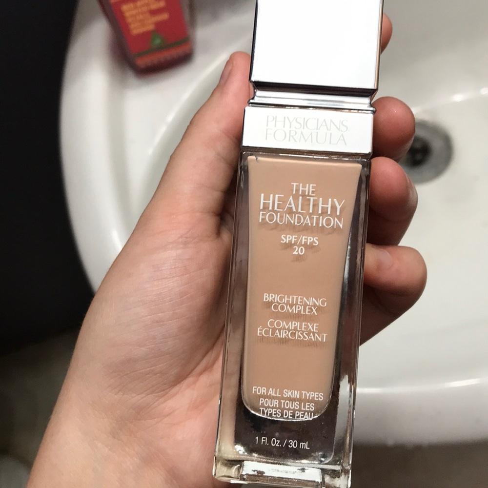 Physician’s Formula Healthy Liquid Foundation